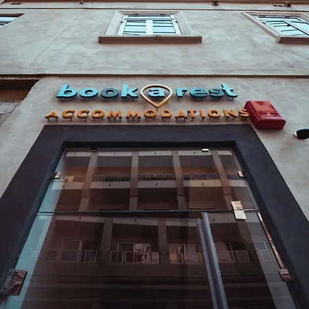 Bookarest Malta Hostel *