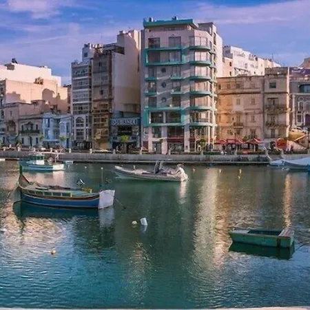 Hostel Bookarest Malta