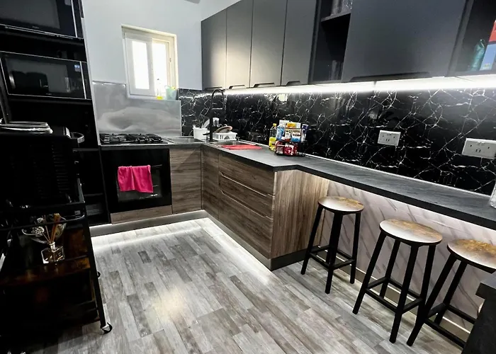 Bookarest Malta Ostello San Giuliano