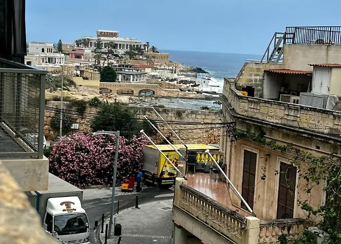 Bookarest Malta San Ġiljan